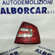 Carica l'immagine nel visualizzatore di Gallery, Fanale stop skoda octavia destro anno 2005 codice: 1Z5945096A (sf9p3)
