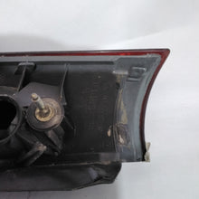 Carica l'immagine nel visualizzatore di Gallery, Fanale stop fiat punto 1° serie destro scuro 1.3 diesel anno: 1993-1999 con codice: 7730722 (sf9p2)