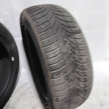 Carica l'immagine nel visualizzatore di Gallery, 2 gomme invernali 215/55/17