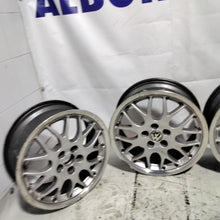 Carica l'immagine nel visualizzatore di Gallery, 4 cerchi in lega 5 fori volkswagen BBS 16 pollici