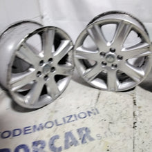 Carica l'immagine nel visualizzatore di Gallery, 4 cerchi in lega 5 fori Jaguar 17 pollici