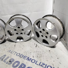 Carica l'immagine nel visualizzatore di Gallery, 4 cerchi in lega 5 fori opel 15 pollici