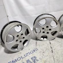 Carica l'immagine nel visualizzatore di Gallery, 4 cerchi in lega 5 fori opel 15 pollici