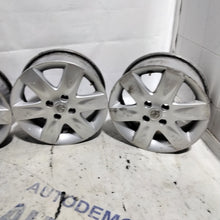 Carica l'immagine nel visualizzatore di Gallery, 4 cerchi in lega 4 fori NISSAN 15 pollici
