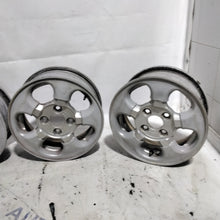 Carica l'immagine nel visualizzatore di Gallery, 4 cerchi in lega 4 fori NISSAN 13 pollici