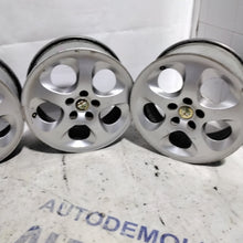 Carica l'immagine nel visualizzatore di Gallery, 4 cerchi in lega 5 fori ALFA ROMEO 15 pollici