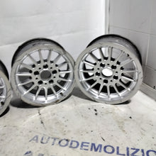 Carica l'immagine nel visualizzatore di Gallery, 4 cerchi in lega 5 fori BMW 15 pollici