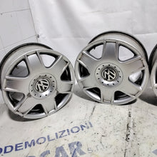 Carica l'immagine nel visualizzatore di Gallery, 4 cerchi in lega 5 fori VOLKSWAGEN 16 pollici