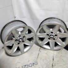 Carica l'immagine nel visualizzatore di Gallery, 4 cerchi in lega 5 fori BMW 17 pollici