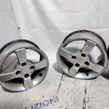 Carica l'immagine nel visualizzatore di Gallery, 4 cerchi in lega 4 fori smart forfour 15 pollici