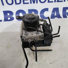 Carica l'immagine nel visualizzatore di Gallery, pompa centralina abs ford fiesta 1.4 hdi anno 2007 codice:10020701154 (sfA3p6)