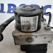 Carica l'immagine nel visualizzatore di Gallery, pompa centralina abs ford fiesta 1.4 hdi anno 2007 codice:10020701154 (sfA3p6)