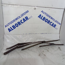 Carica l'immagine nel visualizzatore di Gallery, Spazzole tergicristalli complete ford fiesta anno 2010