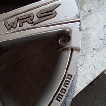 Carica l'immagine nel visualizzatore di Gallery, 4 cerchi in lega 5 fori 17 pollici momo per mercedes benz