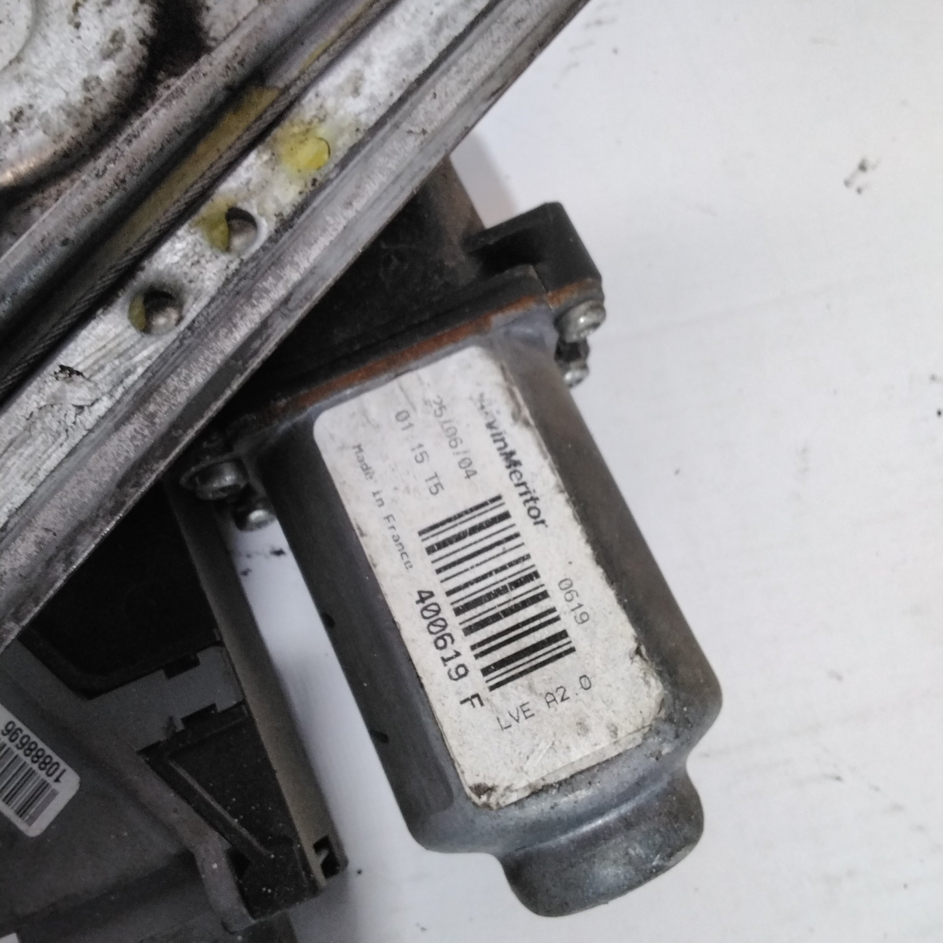 Alzavetro anteriore sinistro citroen C3 2004 cod: 400619F