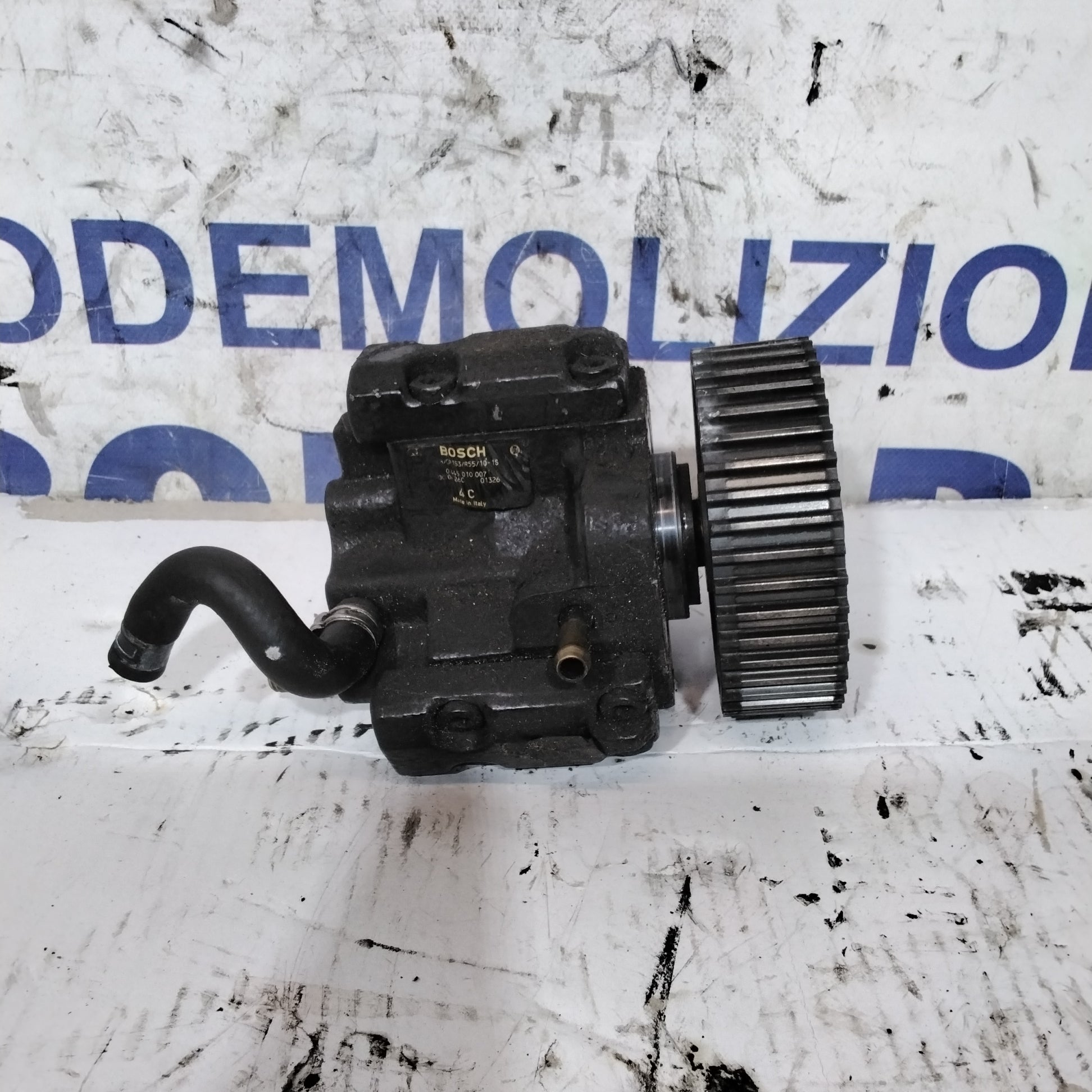Bomba de inyección Fiat/ Alfa/ Lancia 1.9 código: 0445010007