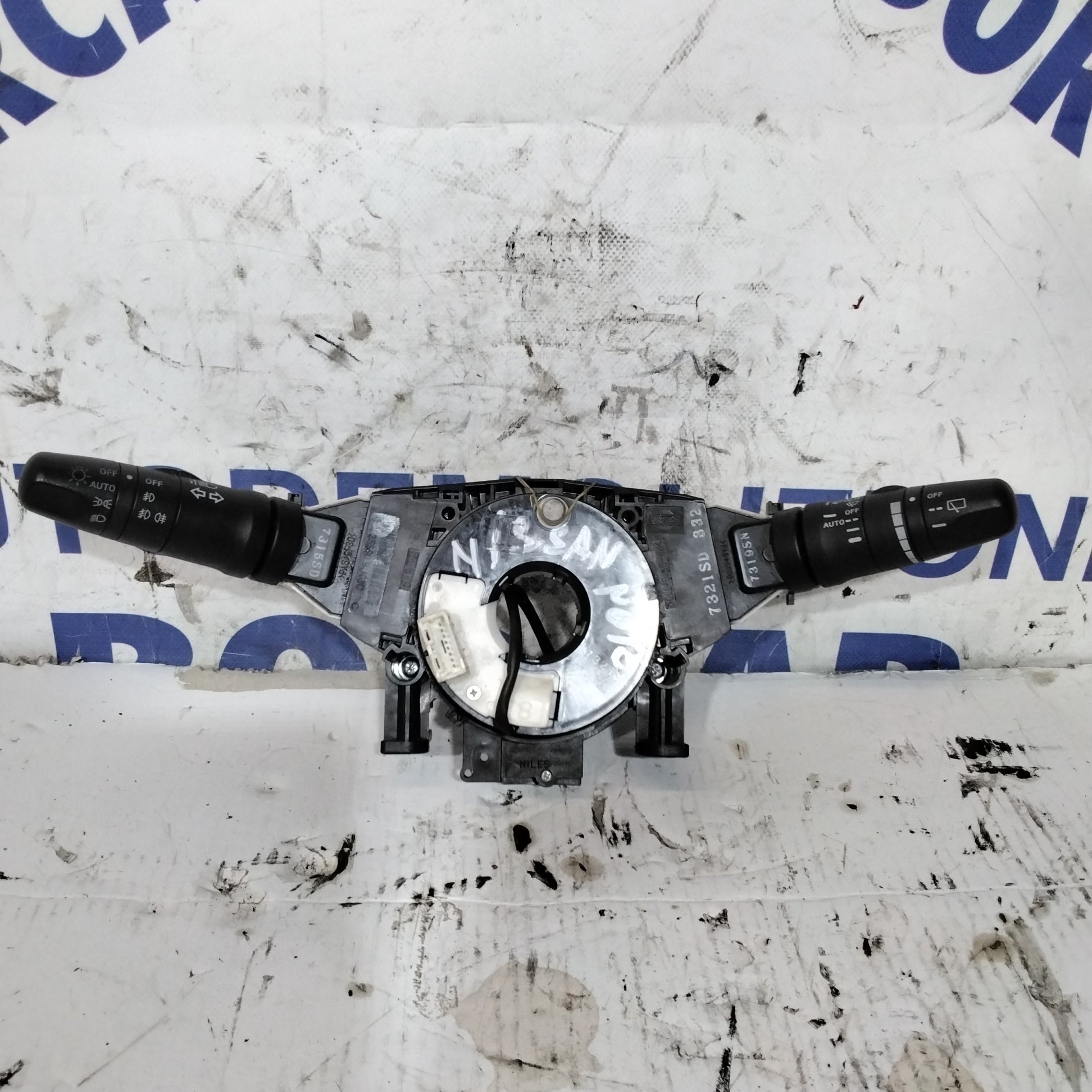 Devioluce nissan note codice 7321SD332