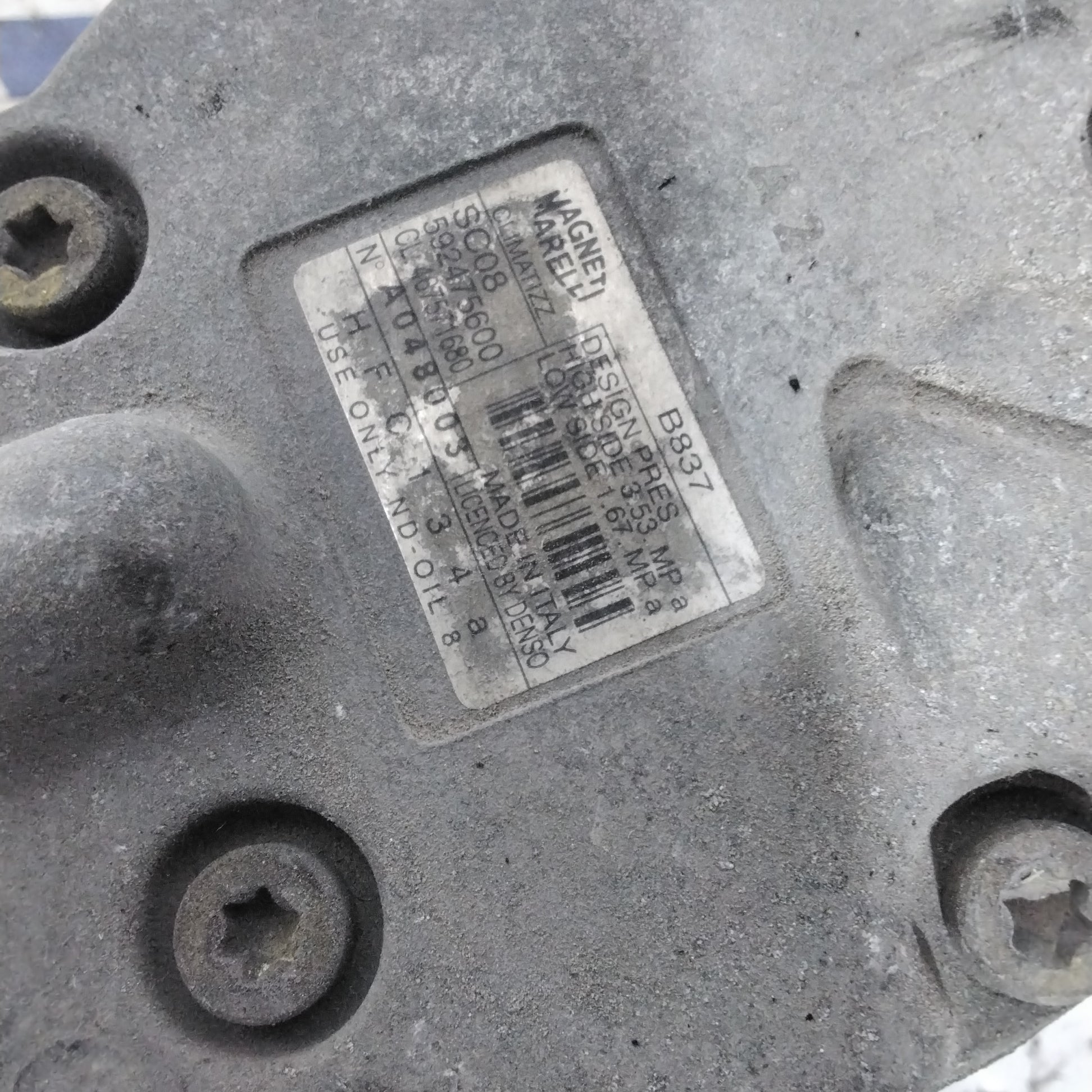 Compresor aire acondicionado Fiat Punto 1.2 cód: 592475600