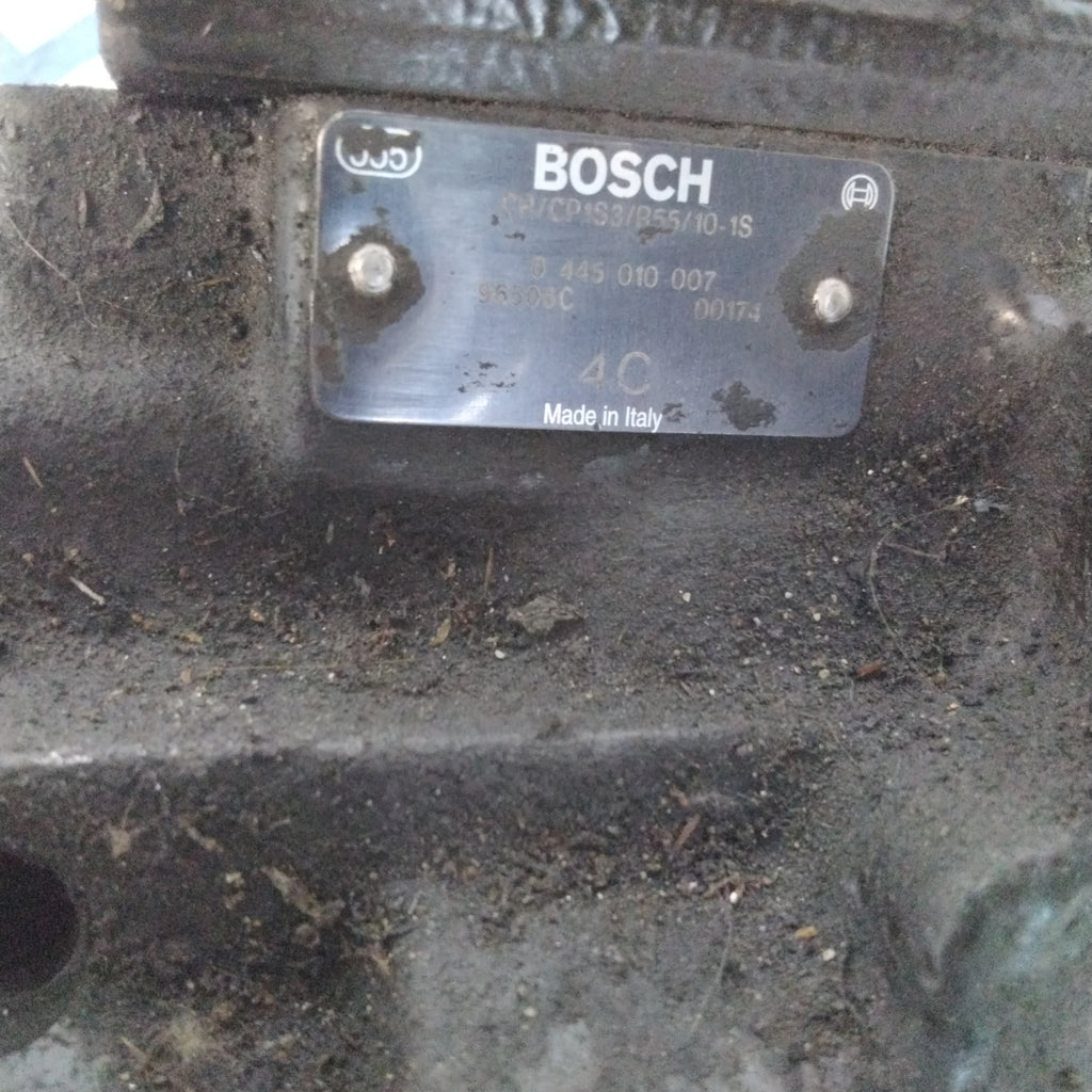 Bomba de combustible/diésel Alfa Romeo 147 cód: 0445010007