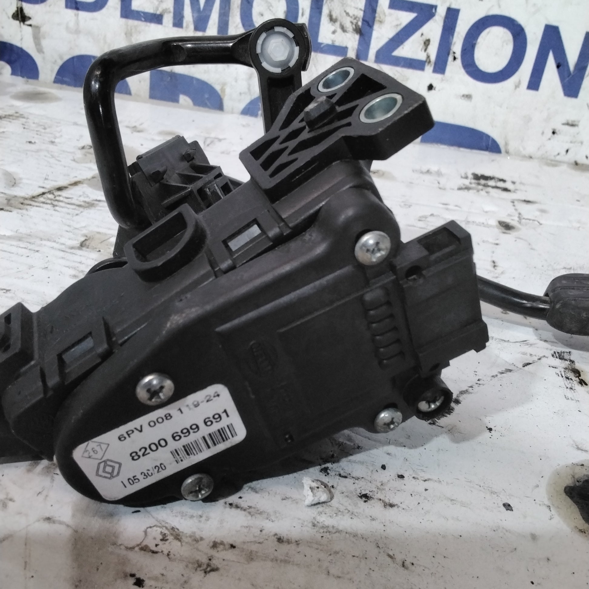 Pedal acelerador potenciómetro Renault Clio 2005 3 puertas cód: 8200699691