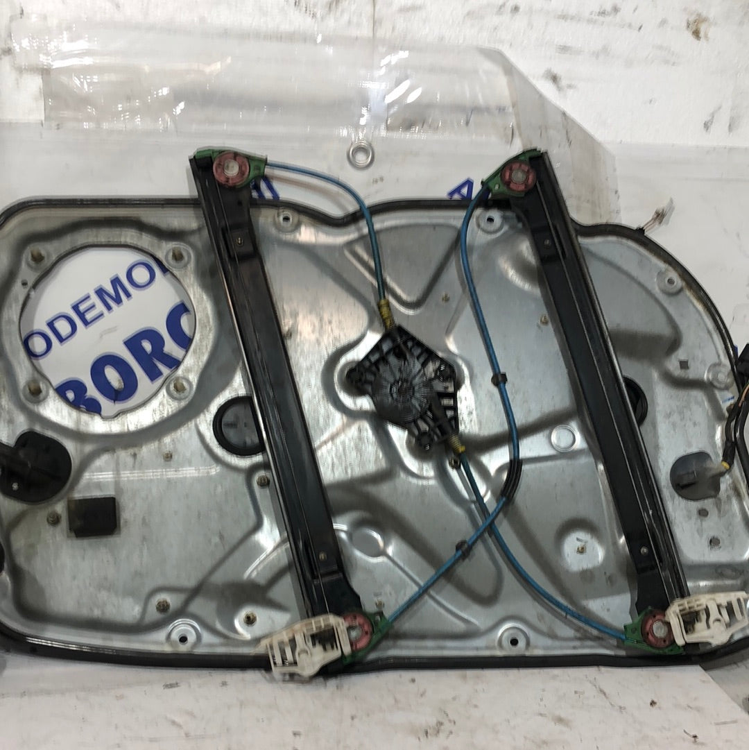 Alzavetro anteriore destro Fiat stilo
