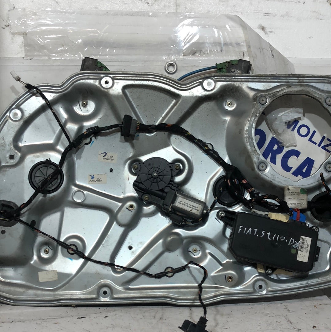 Alzavetro anteriore destro Fiat stilo