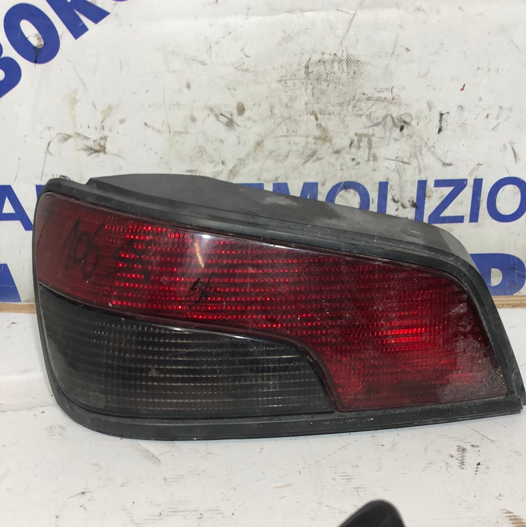 Fanale/ stop sinistro Peugeot 106