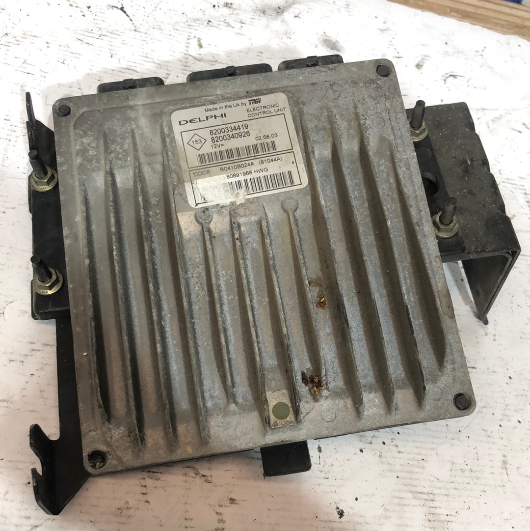 Centralita motor Renault Megane 1.5 cód.: 8200334419