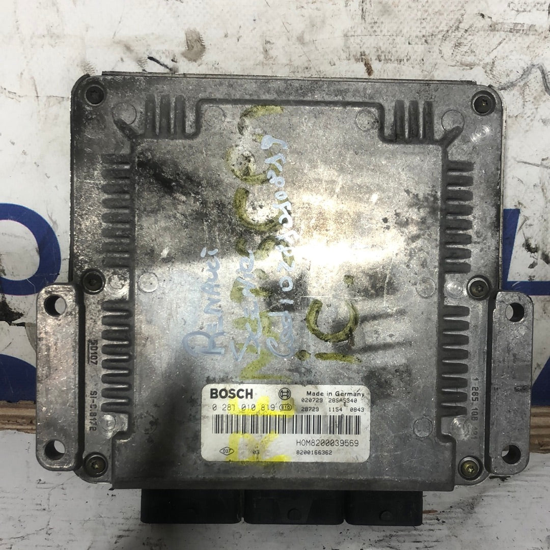Centralina motore Renault Scenic cod: 0281010819