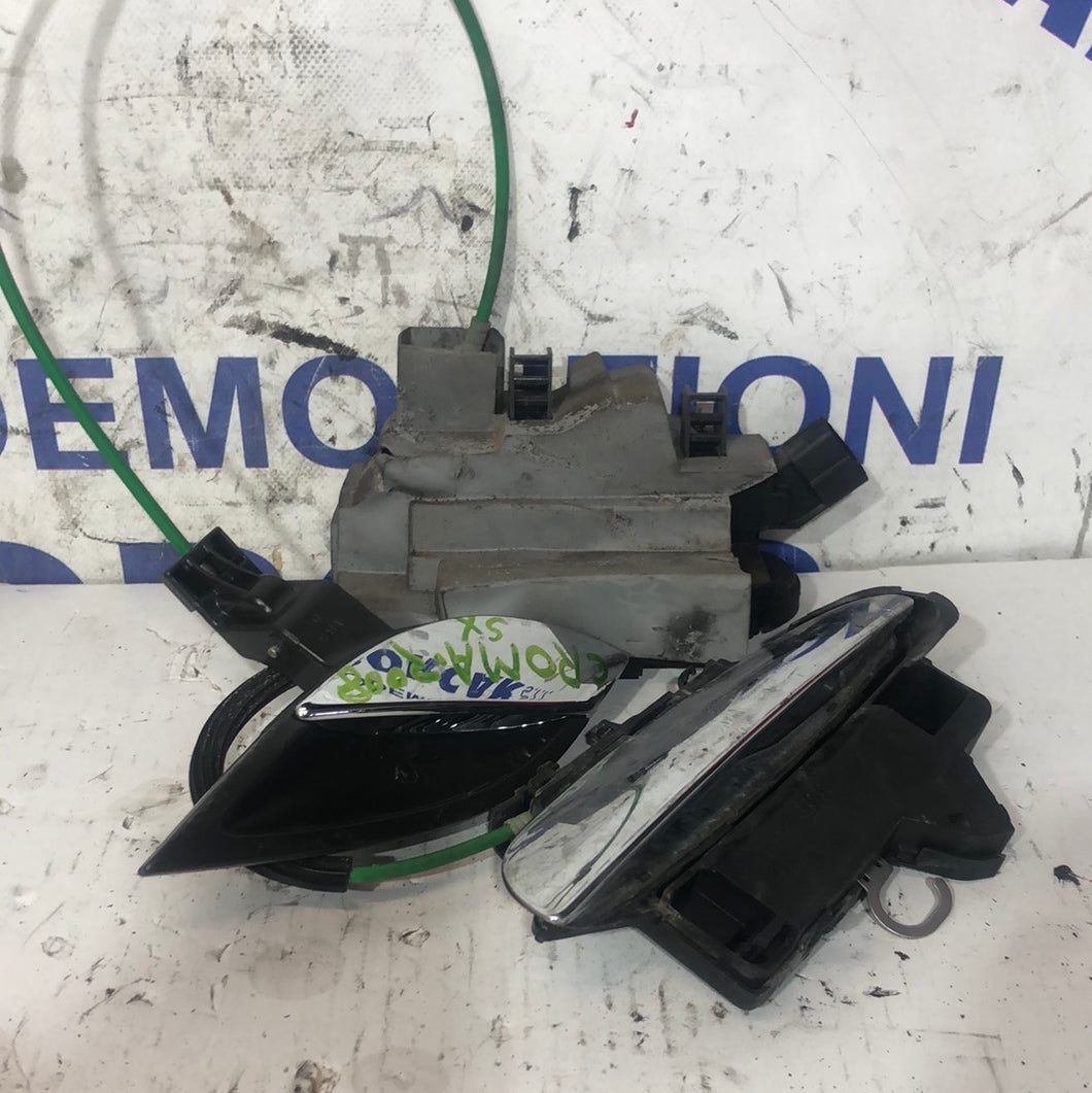 Serratura destra completa Fiat croma 2008