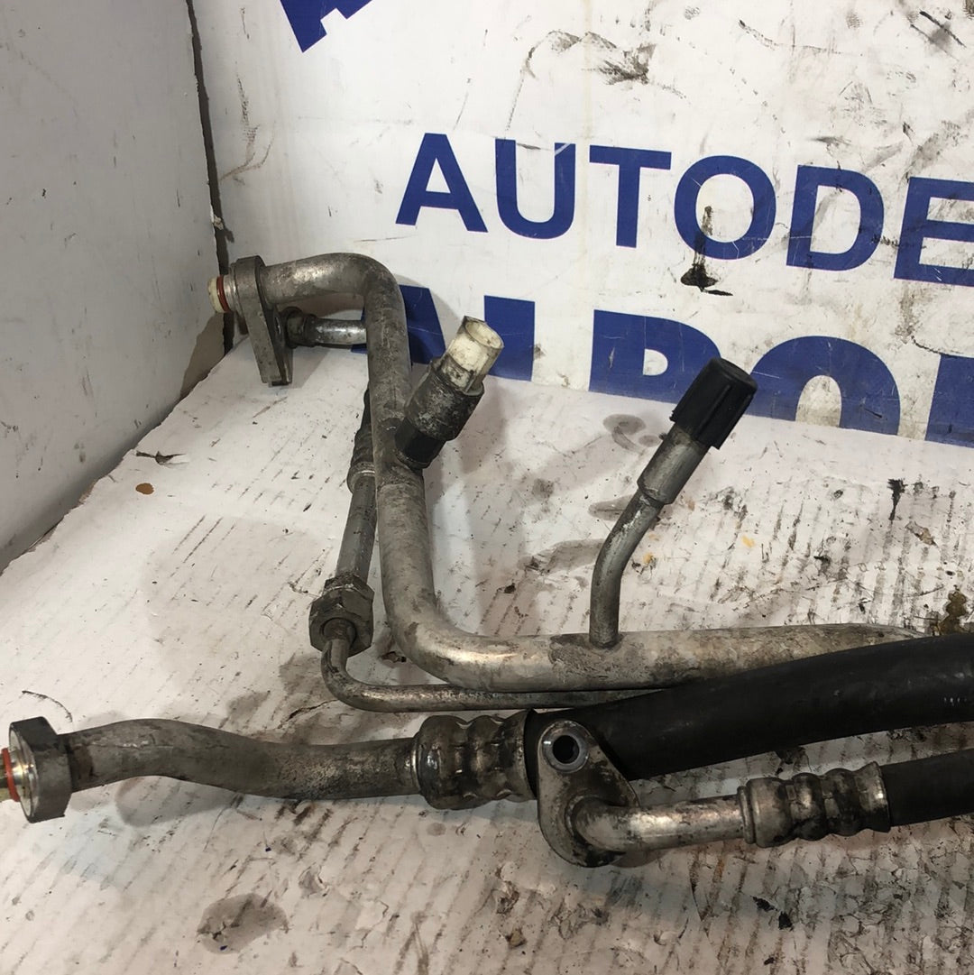 Tubos de aire acondicionado Ford Focus 2005 (4)