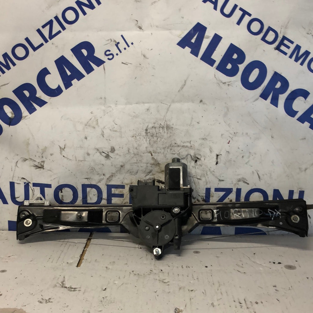 Motorino alzavetro destro Fiat fiorino codice 0130822399