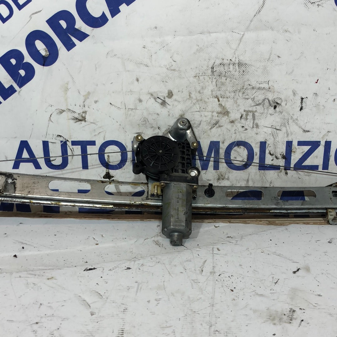 Mercedes A140 front right window regulator
