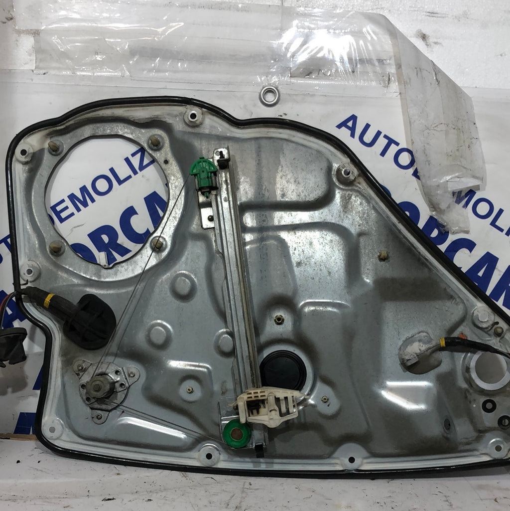 Alzavetro posteriore destro Fiat stilo