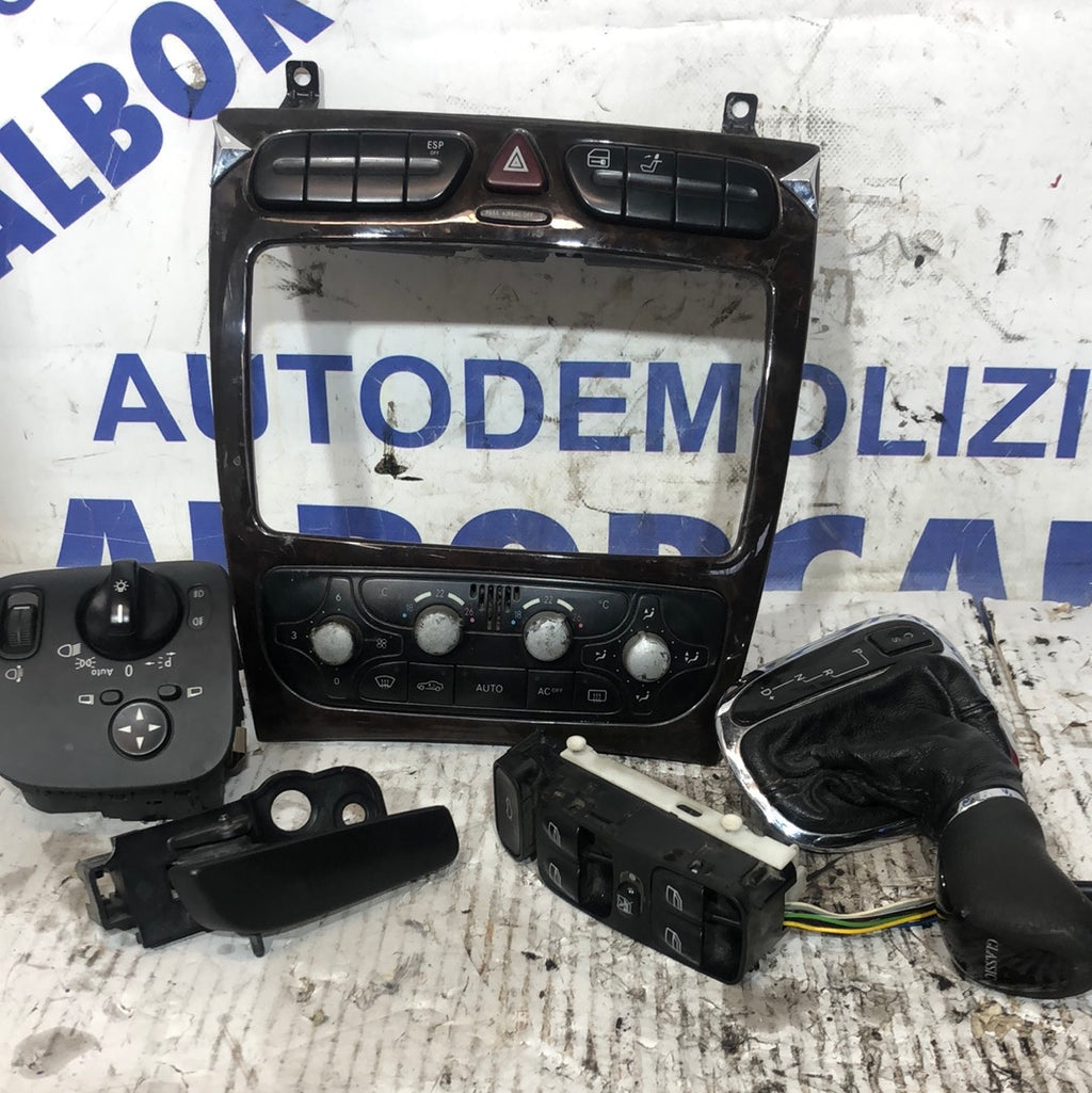 Kit completo accessori Mercedes c220