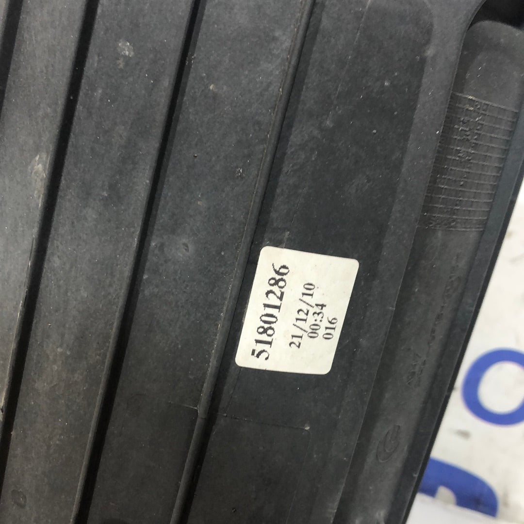Air filter Fiat Bravo 1.9 2009