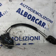 Carica l&#39;immagine nel visualizzatore di Gallery, Serratura anteriore destra Fiat multipla
