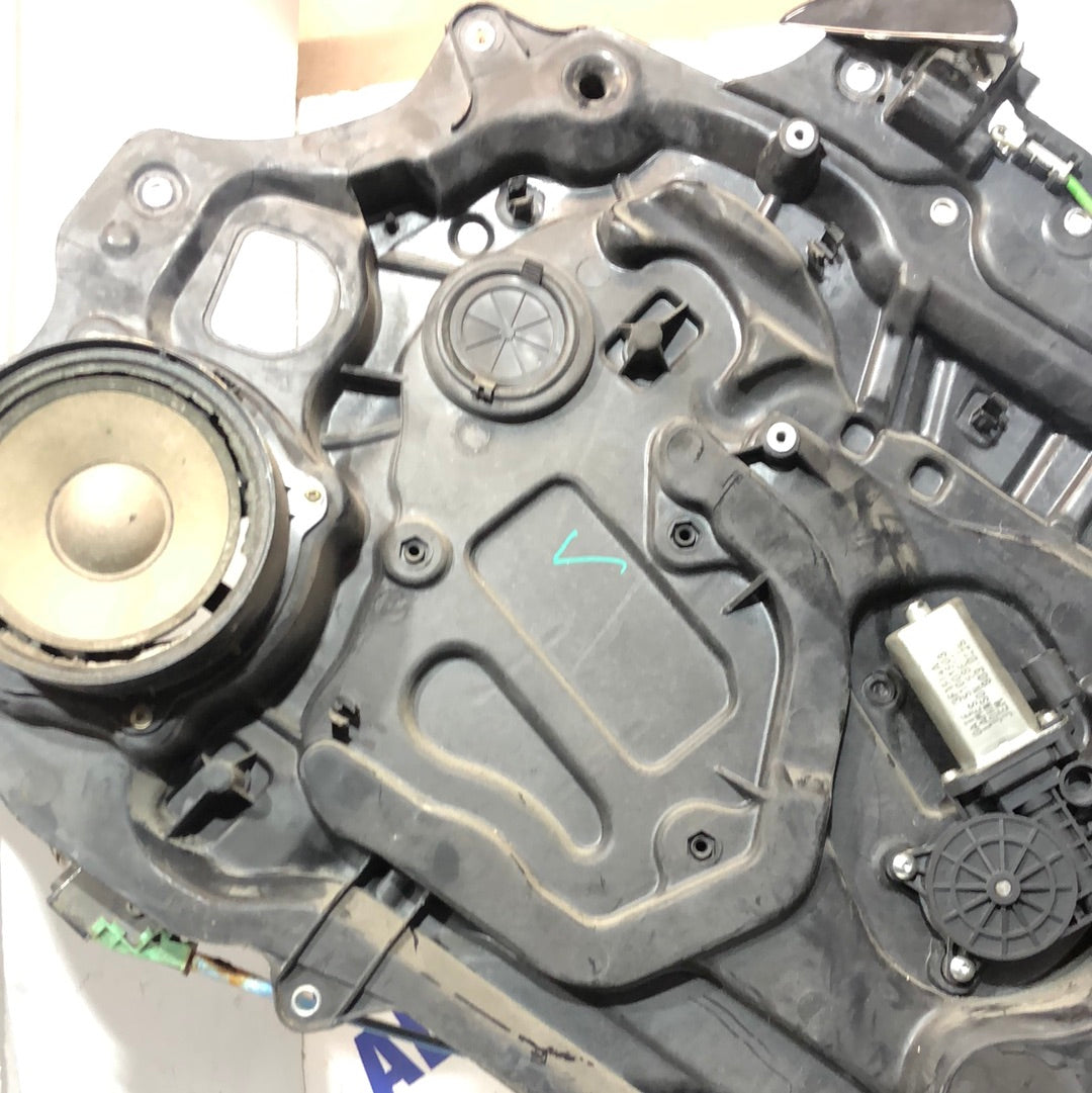 Alzavetro anteriore destro lancia y 2005