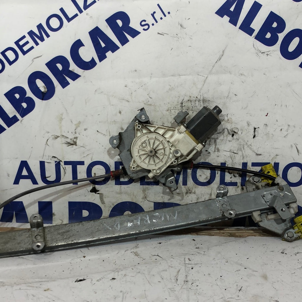 Motorino alzavetro anteriore destro Nissan Micra codice 0130822203