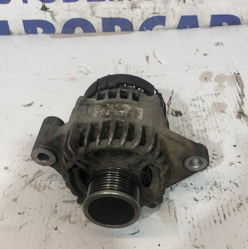 Alternatore alfa Romeo 159 cod: 51764265