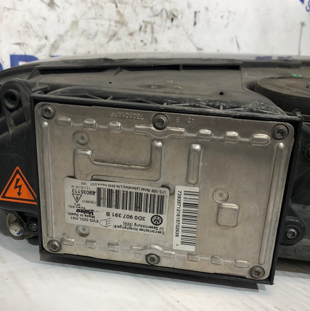 Faro/fanale sinistro Volkswagen tuareg xenon 2006 cod: 89311931
