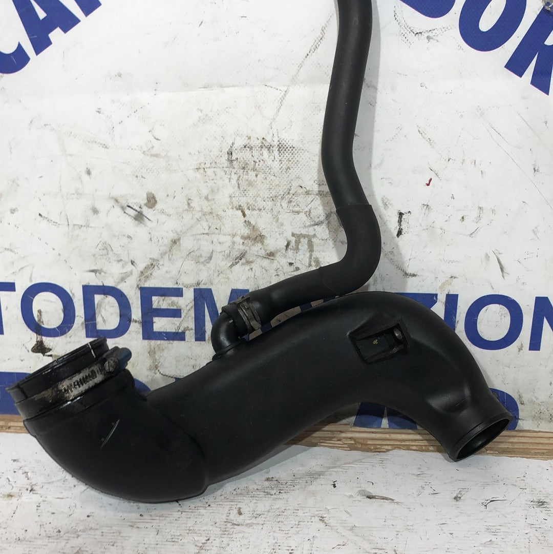 Tubo intercooler Opel Zafira B 1.9