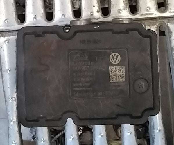 Centralina pompa abs golf 5 codice 1K0907379AD