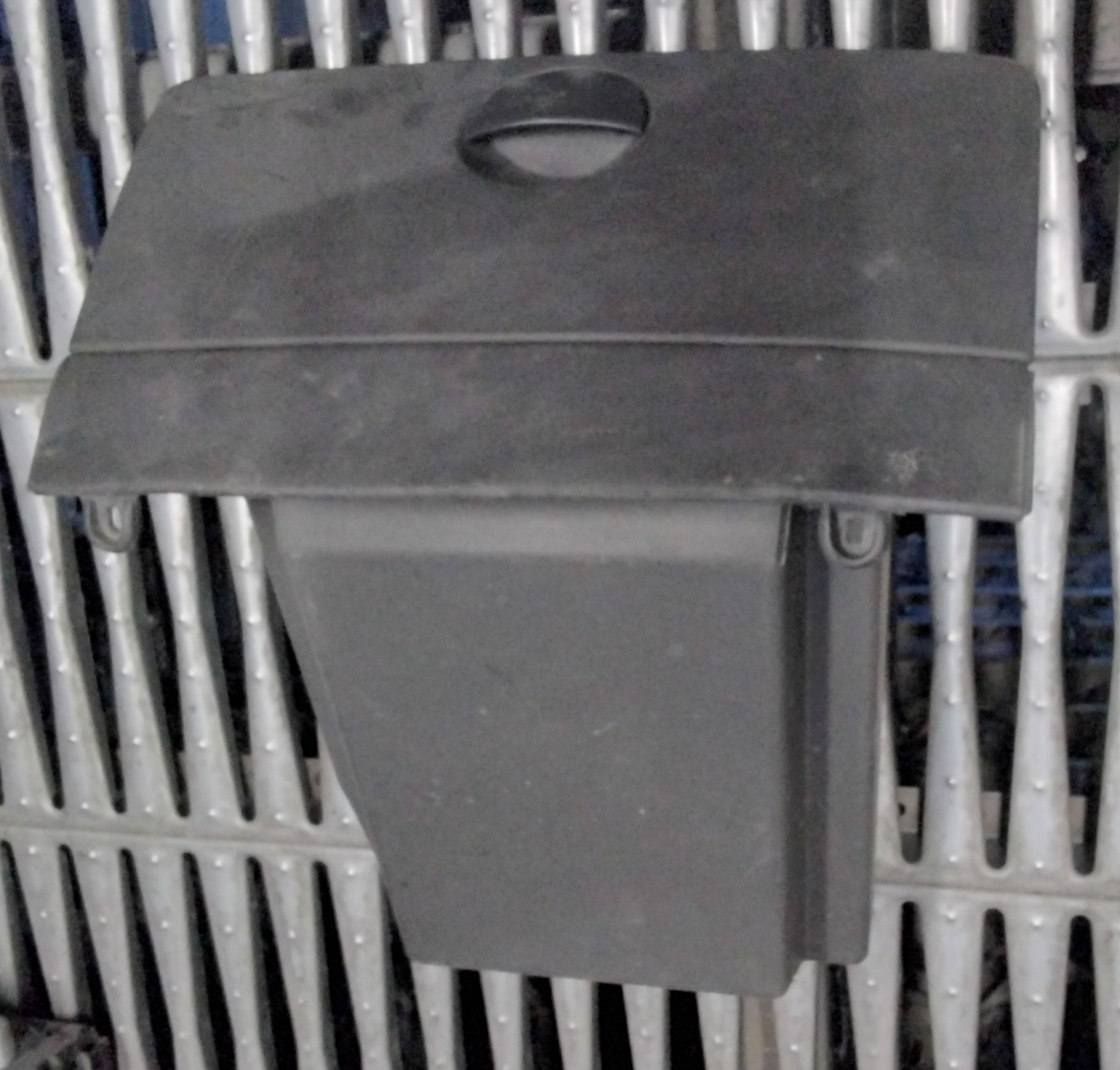 Baule portaoggetti fiat panda 2 serie anno 2006 codice 4230410
