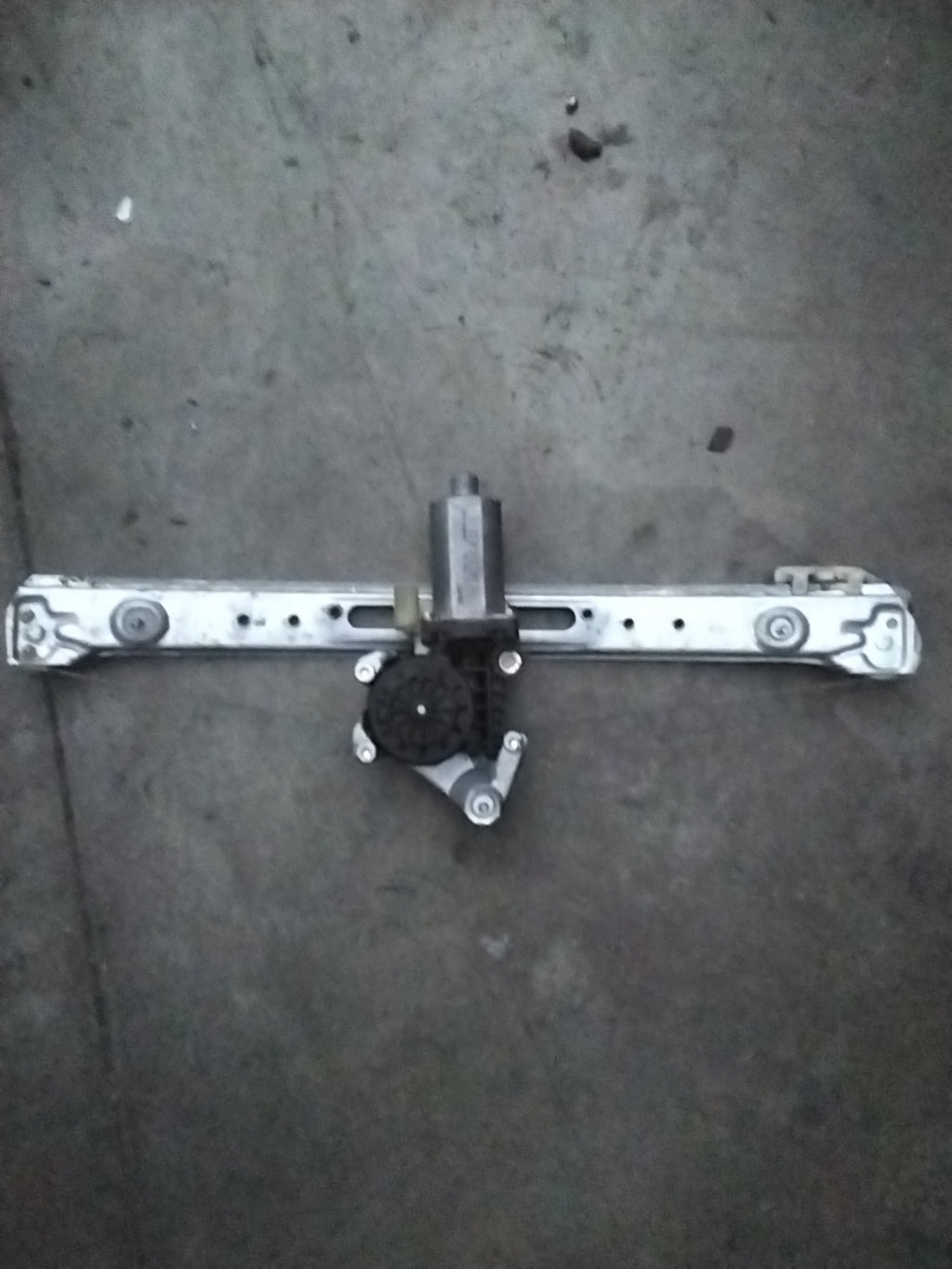 Alzavetro Bmw serie 3
