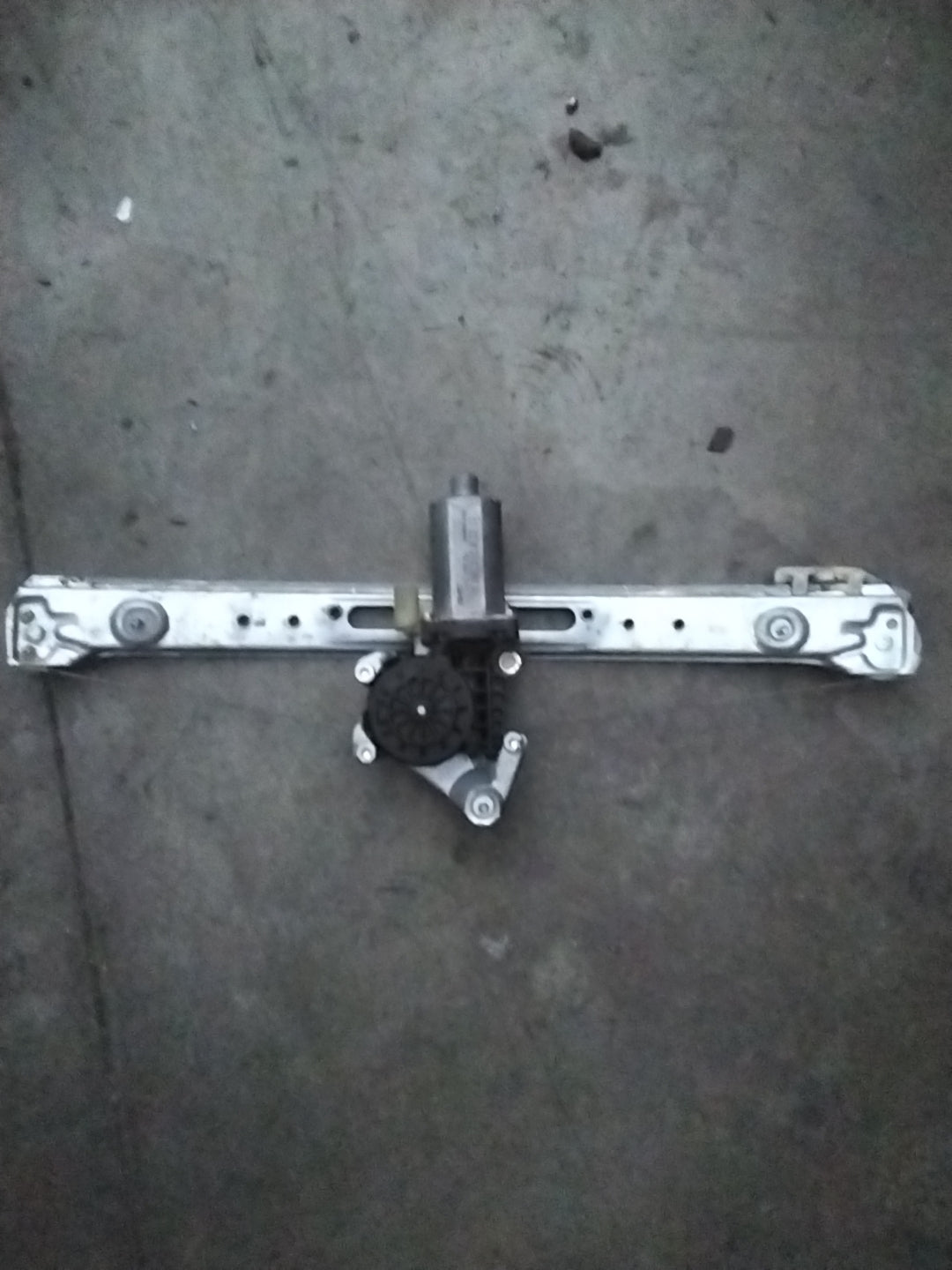 Alzavetro Bmw serie 3