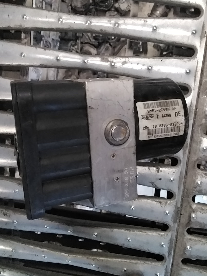 Centralina pompa abs ford focus 2005 codice 6M512C405AA