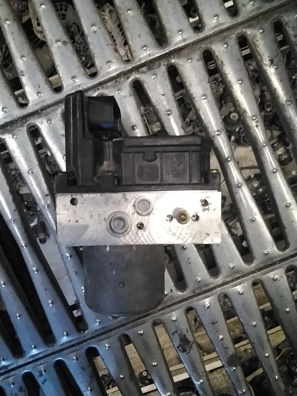 Pompa Centralina ABS alfa romeo 156 1.9 jtd anno 2002 codice 0265224048