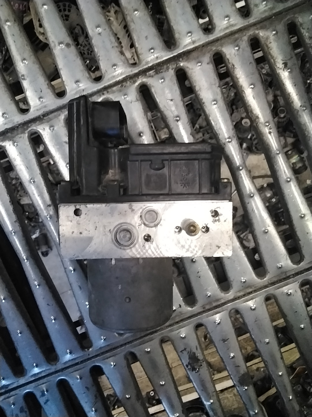 Pompa Centralina ABS alfa romeo 156 1.9 jtd anno 2002 codice 0265224048