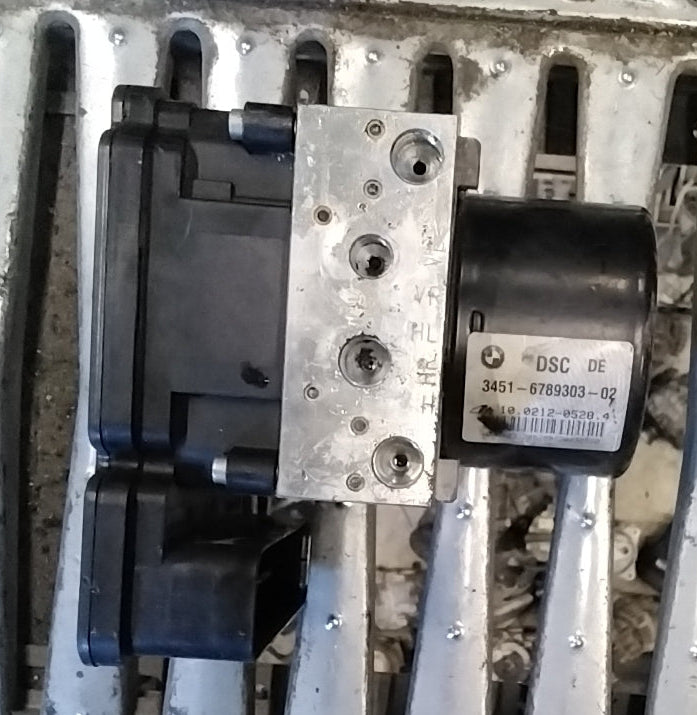 Pompa abs bmw 320 coupe codice 34526789304